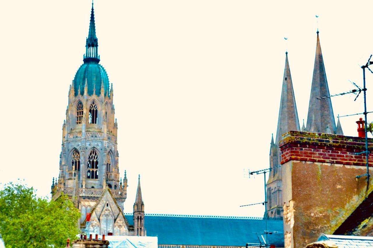 City Affaire : Bayeux Omaha Exterior foto